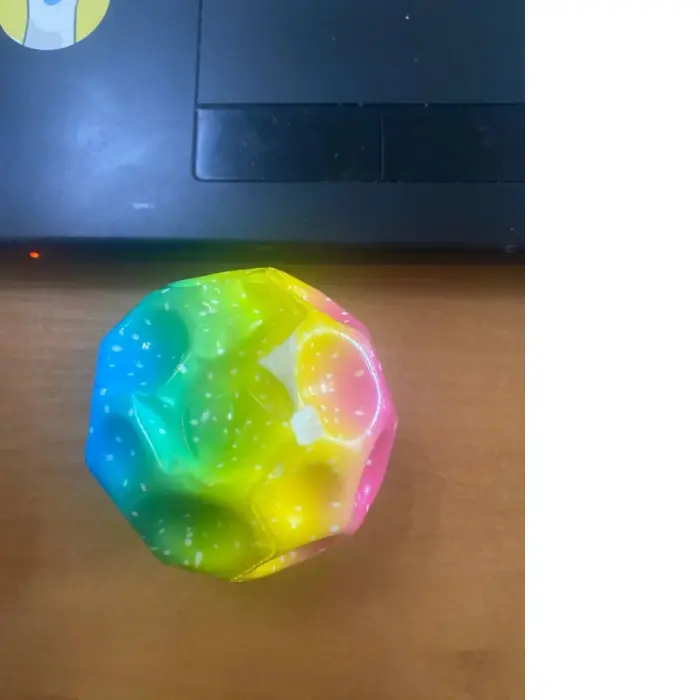 Уценка. Антигравитационный мячик Gravity (Moon) Ball, радужный, 6,5 см подертый