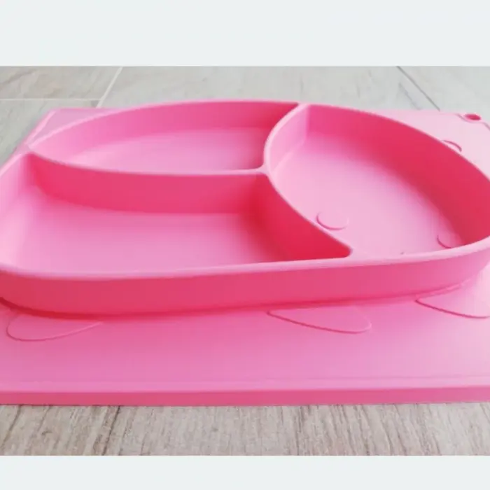 Силіконова тарілка-килимок Зая (СВІТЛО-РОЖЕВИЙ)