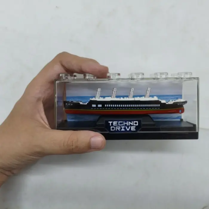 Модель – Круїзний лайнер (ЧОРНИЙ ВИД 2), Масштаб моделі 1:64